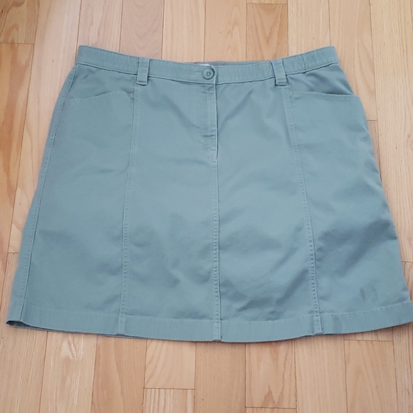 L.L. Bean Classic Fit Chino Skirt with Roses S 20 - Picture 8 of 9